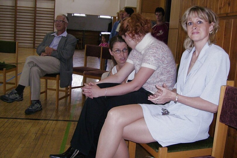 rozlouceni-zaku-9-tridy-2006_2.jpg