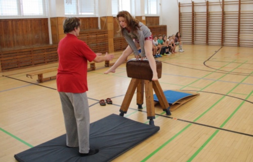 e5yxpffbps_gymnastika_1