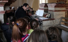 7peqjfidln_18-04-2017-poznavame-jesenici_1