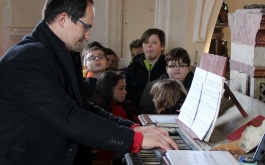 7peqjfidln_18-04-2017-poznavame-jesenici_1