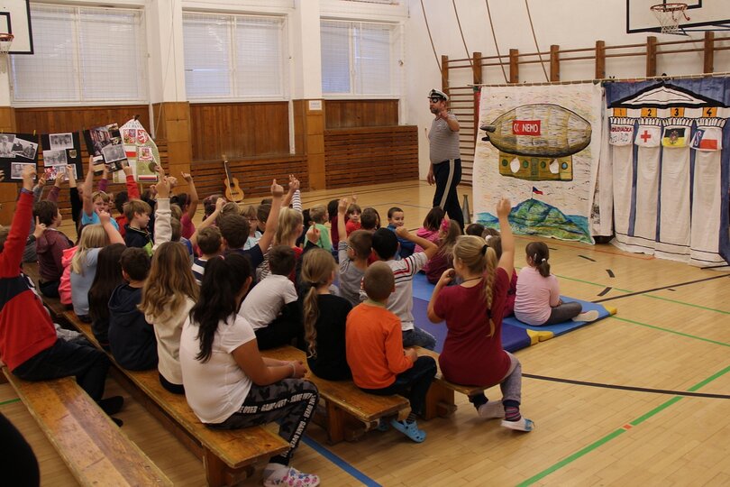 04-11-2018-divadlo-karavana-csr_1.jpg