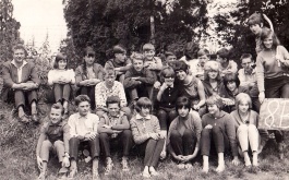 absolventi-1967_2.jpg