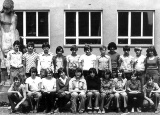 absolventi-1980_1.jpg