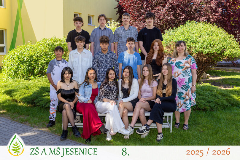 8R.jpg