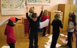 gcihzmd1j2_certi-skola-4-12-2006_1