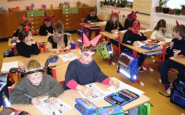 gcihzmd1j2_certi-skola-4-12-2006_1