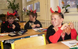 73h6glk53s_certi-skola-1-st-5-12-2008_1