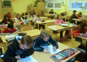 b0ntkufs1r_projektovy-den-na-i-stupni-certi-skola-5-12-2012_1