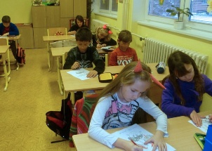 b0ntkufs1r_projektovy-den-na-i-stupni-certi-skola-5-12-2012_1