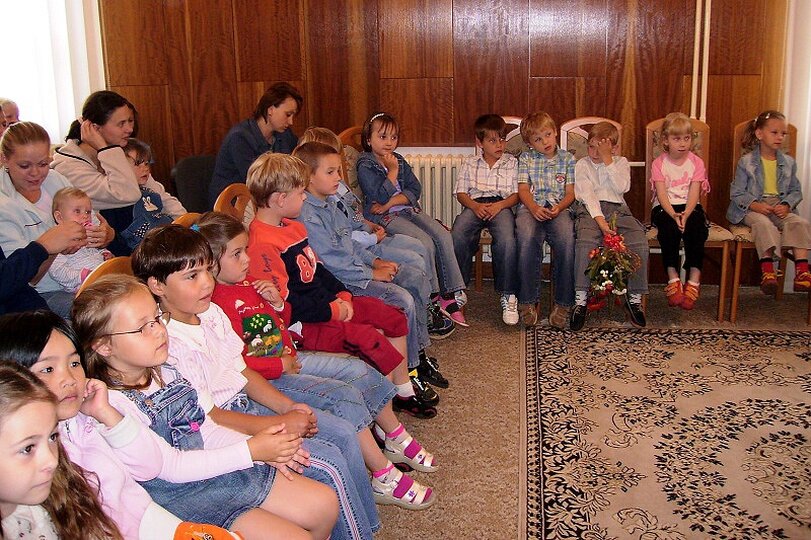 slavnostni-vyrazeni-ze-skolky-26-6-2007_2.jpg