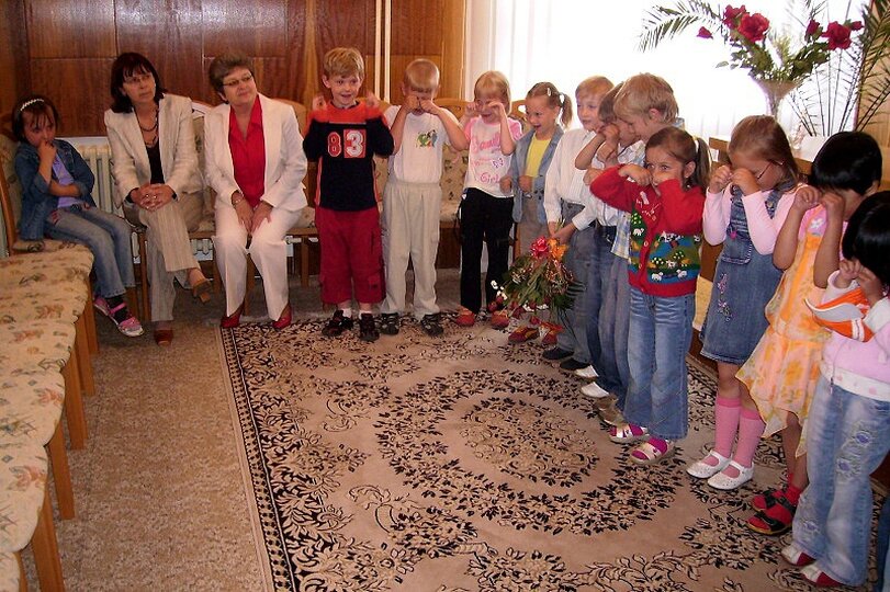 slavnostni-vyrazeni-ze-skolky-26-6-2007_5.jpg