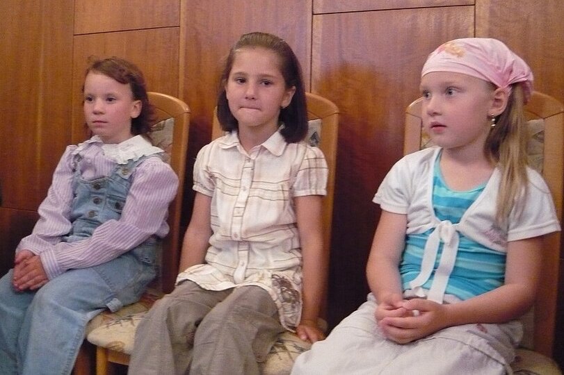 slavnostni-vyrazeni-ze-skolky-24-6-2009_12.jpg