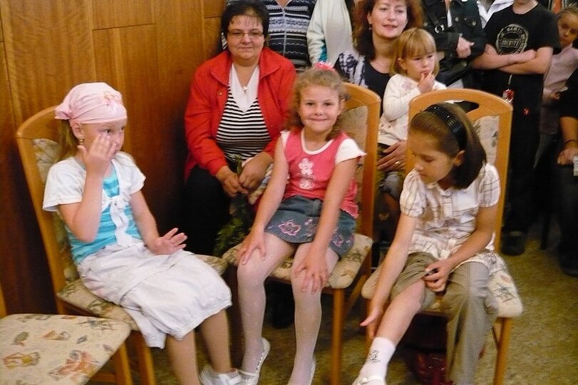 slavnostni-vyrazeni-ze-skolky-24-6-2009_2.jpg