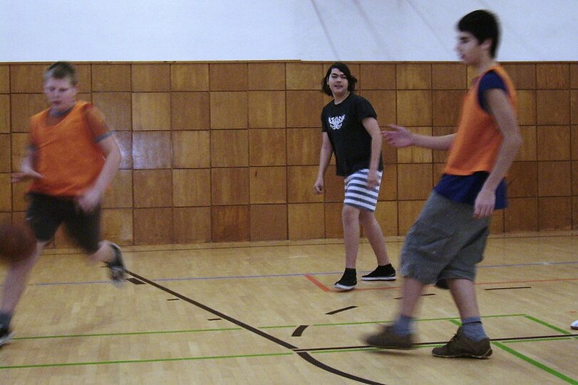 vanocni-skolni-turnaj-ve-streetballu-21-12-2011_3.jpg