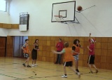 vanocni-skolni-turnaj-ve-streetballu-21-12-2011_11.jpg
