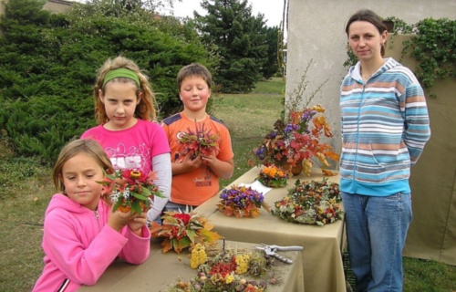 wlhpj5hrvo_den-otevrenych-dveri-skolni-zahrady-7-10-2009_1