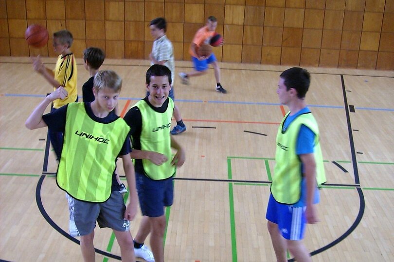 skolni-streetballovy-turnaj-24-6-2013_5.jpg