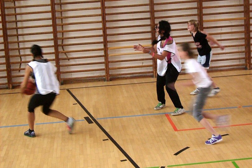 skolni-streetballovy-turnaj-24-6-2013_8.jpg