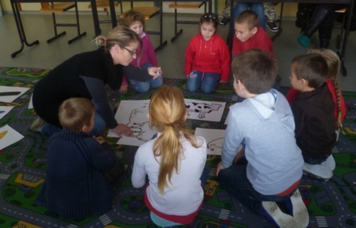 bafco77yk8_den-otevrenych-dveri-ukazka-prace-v-hodine-aj-v-prvni-tride-3-12-2012_1