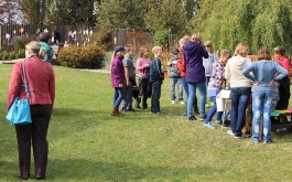 zh20ilmlyx_den-otevrenych-dveri-na-skolni-zahrade-8-10-2013_1