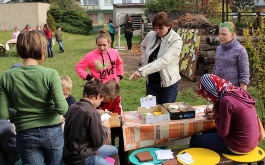 zh20ilmlyx_den-otevrenych-dveri-na-skolni-zahrade-8-10-2013_1