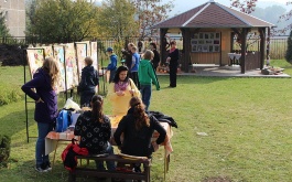 zh20ilmlyx_den-otevrenych-dveri-na-skolni-zahrade-8-10-2013_1