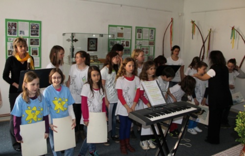 3m6uf11u4l_velikonocni-vystava-ve-vlastivednem-muzeu-jesenice-2014_1