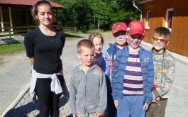 hjn84bggme_skolni-indianska-stezka-24-6-2014_1