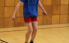 2kgi2zsa1w_preskoky-pres-svihadlo_1