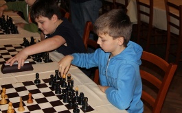 o1l6ha6lb9_sachovy-prebor-mesta-jesenice_1