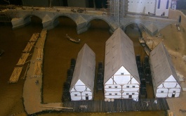 54yg8yhmhw_muzeum-bedricha-smetany-a-muzeum-karlova-mostu_1