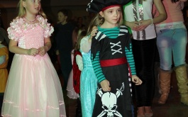 39jxdezwfm_detsky-karneval-2015-foto-r-jilkova-p-konir-a-fotoprostudio_92